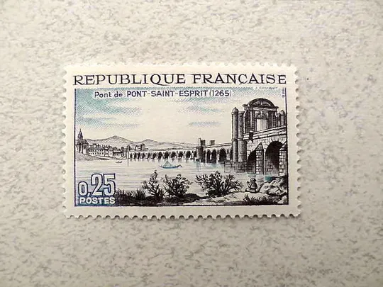 Поштова марка Франція 1966 рік ** Ціна