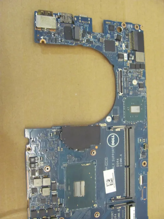 номер0917-1 материнська плата Mainboard,Материнка,Основна плата,Системна плата,Плата системи,Laptop motherboard,мамка,ноутбучна плата AAM00 LA-C361P  i7-6700HQ SR2FQ для  Dell Precision 5510, XPS 15 9550  оригінал З аукціону