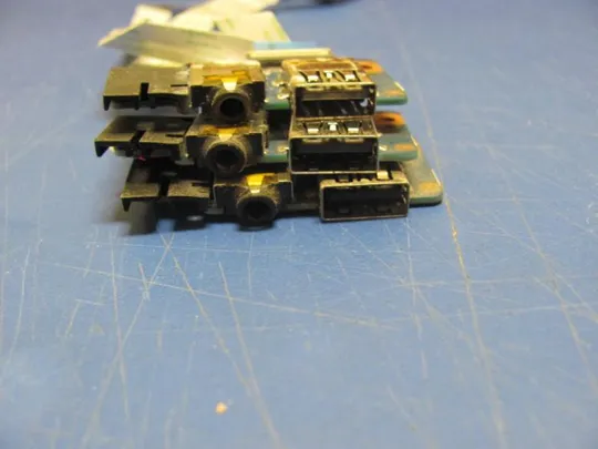 №113-21 AUDIO USB плата 6050A2607901 для HP Pavilion 350 G1 оригінал З аукціону