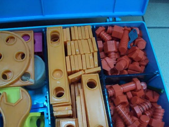 Маленький конструктор пластмасса ссср размер 30х22,5 см №10798 Інтернет-аукціон