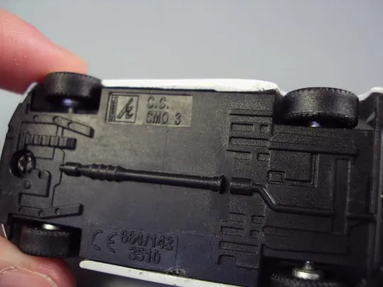 машинка C.C. CMO 3 hongowell 664/143 3510 белая размер 6,7 х 2,7 см №10853 Недорого