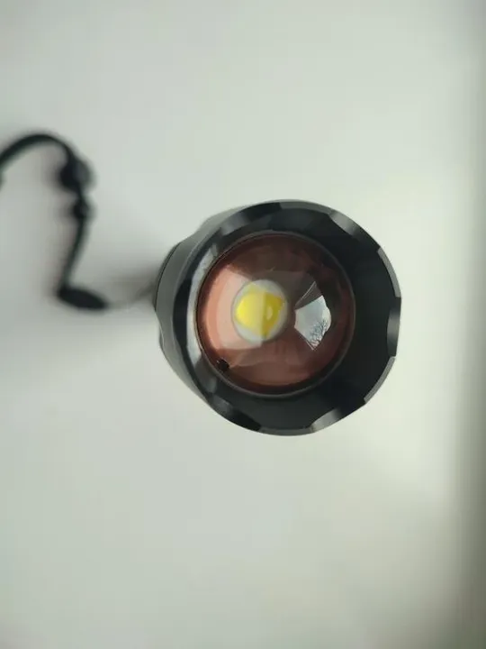 Ручний ліхтар bailong bl-p08-p50 З аукціону