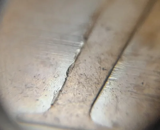 (6896) 1 євроцент 2021 Австрія, викрошки та розколи на "1" (1 евроцент 2021 Австрия, брак) Продаж