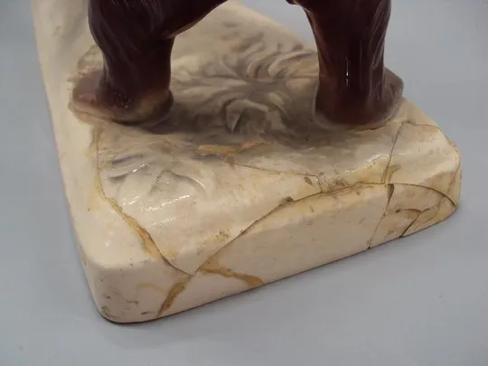 Фигура фарфор Германия медведи на дереве медвежата на бревне размер 35,5х37,8х12,9см под рест №14262 Характеристики