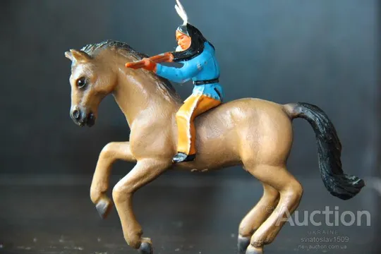 конь лошадь (BULLYLAND) масштаб 1:25 Де купити