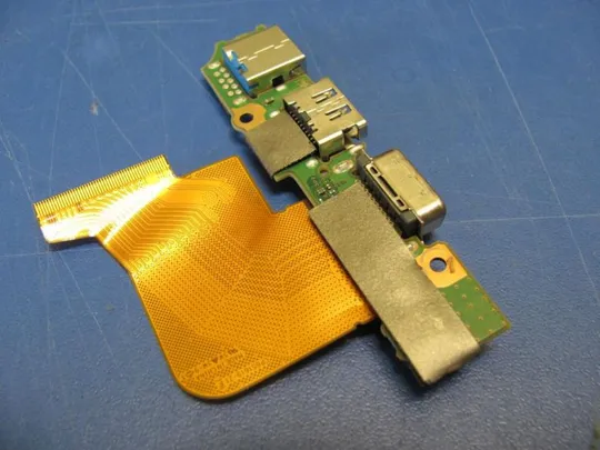 №36-6 Плата модуль VGA USB HDMI CP635470-Z5 для FUJITSU LifeBook S Series оригінал Ціна