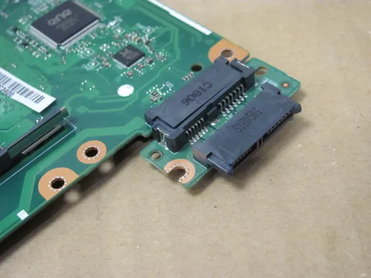 714-9 материнська плата B5W1A\B7W1A LA-D641P  SR2Z7 Pentium N4200 для Acer Aspire ES1-732 ES1-523 ES1-572 ES1-533 оригінал Характеристики