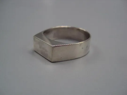 Мужское кольцо перстень печатка прямоугольник серебро 925 проба вес 9,78 г 24 размер новое №14409 Ціна
