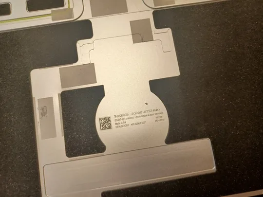 номер1056-4 кришка матриці 0XYCR1 460.0JD08.0001 з петлями для Dell  XPS17 XPS 17 9700 Precision 5750 Кришка дисплея Тильна кришка Корпус матриці Верхня кришка matrix cover Top Case LCD Cover Rear Lid Back Cover Housing Cabinet оригінал Характеристики