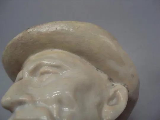 Фигура фарфор статуэтка Артель бюст агроном Иван Мичурин в шляпе высота 13 см, длина 15 см №14018 Де купити