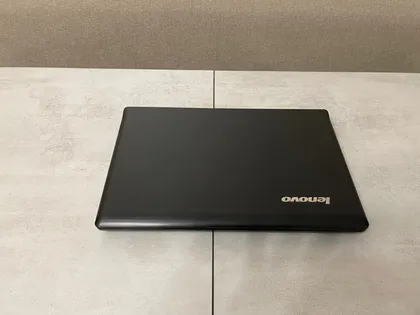фото, Комплектуючі, ноутбук на деталі Lenovo G575 - матриця, корпус, палмрест, кришка матриці та ін.  Ноутбук не робочий