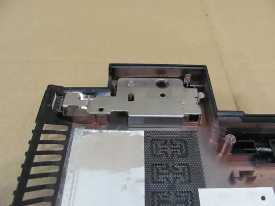 425-3 Кришка дно піддон корпуса 60.4JW05.002 для Lenovo B560, V560    оригінал На торгах