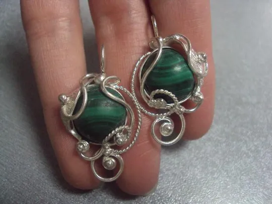 Комплект набор серьги и кольцо малахит серебро 925 проба украина 21,57 г 17 размер клейм нет №15027 Де купити
