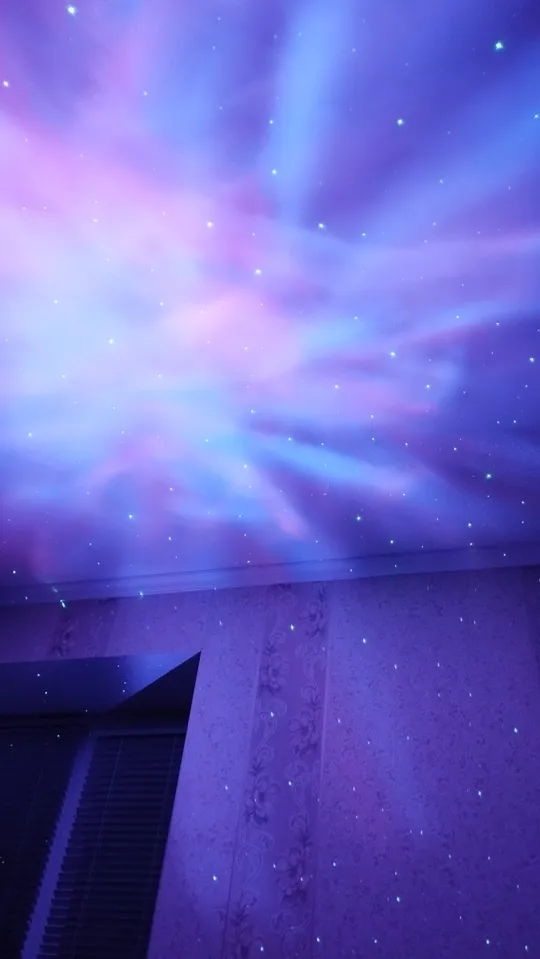 Лазерний проектор зоряного неба.Нічник Космонавт.Bluetooth.З колонкою! Інструкція