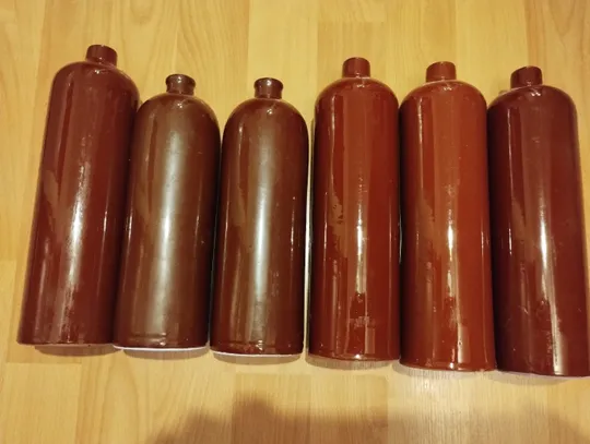 Пляшки від відомого Ріжського бальзаму З аукціону