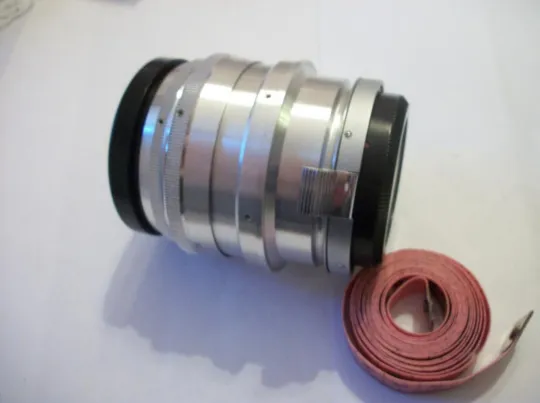 Объектив Юпитер-9, Байонет .  ЮПИТЕР-9 . No-611478 . Передняя-задняя крышки, как новый. Продаж