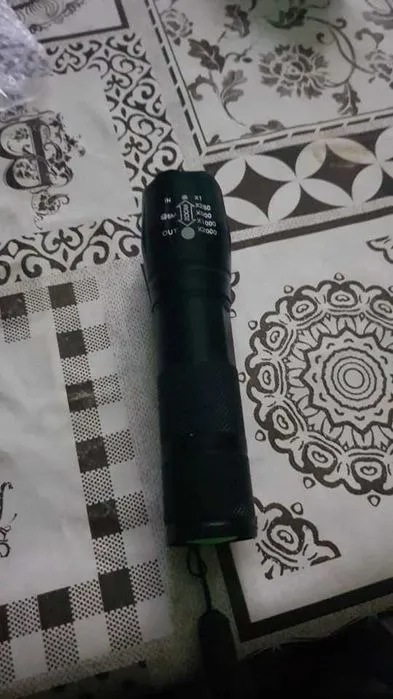 фото, Компактний та легкий LED ліхтарик, якісні матеріали! Наявне ближнє та дальнє світло, гарно освітлює приміщення!