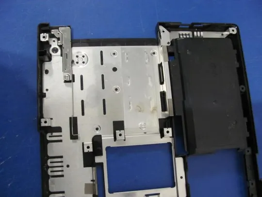 №131-2 Кришка (дно, корито, піддон) корпуса CP477720-02 для FUJITSU LIFEBOOK E780 оригінал Недорого