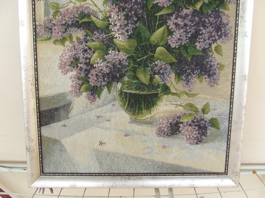 Картина Гобелен натюрморт оргоны -сирени раз.70 х 45 см. холст 2008 года    также много другого. Продаж