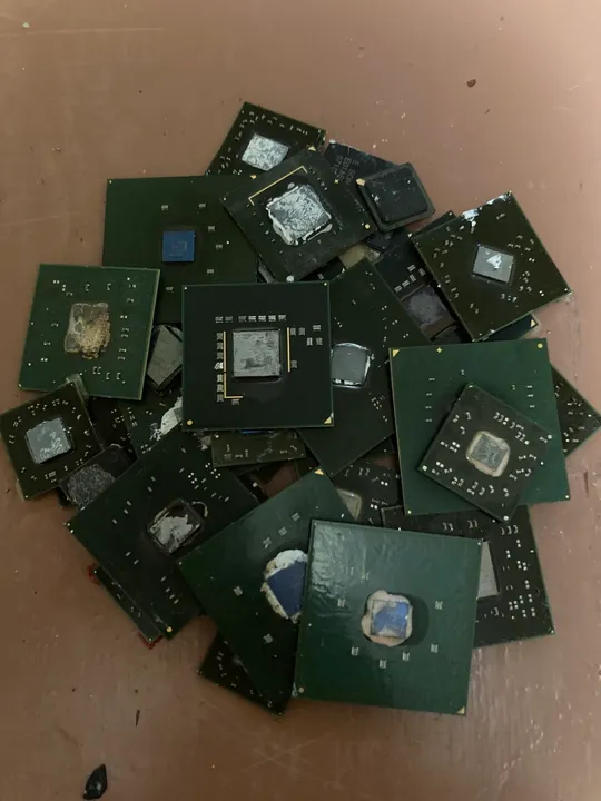 Мости від компьютерів та ноутбуків (неробочі, 66 шт.) Ціна