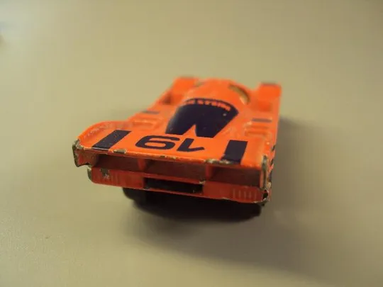 машинка формула Porsche 19 bilstein M.C. TOY размер 7,5 х 2,5 см №10842 З аукціону