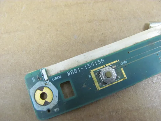 830-15 плата кнопки тачпаду  BA81-15515A  для  SAMSUNG  NP700 NP700G7A 700G  оригінал Недорого