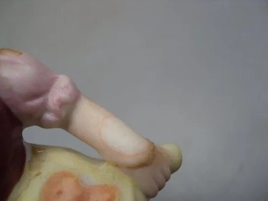 Фигура фарфор статуэтка Германия девочка с яблоками высота 12,3 см под реставрацию №596м Продаж