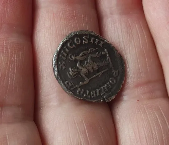 210 год н.э. монета денарий Воин с копьём и кинжалом, имп Каракалла ft274 Продаж