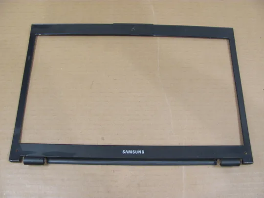 830-2 рамка матриці BA75-03329A  для  SAMSUNG  NP700 NP700G7A 700G  оригінал Ціна