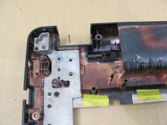 747-4 Кришка дно піддон корпуса 13N0-YVA0V01  для MEDION AKOYA E7222 оригінал Де купити