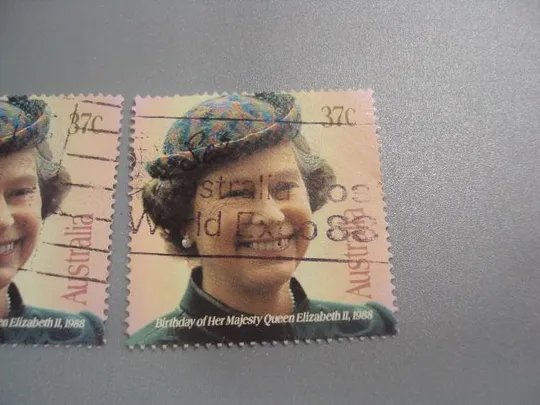 марки Австралия 1988 королева Елизавета ІІ день рождение лот 2 шт гаш №2257 З аукціону
