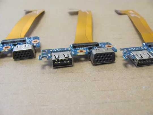 Купити номер1005-3 плата VGA USB 6050A2854101 6050A2835701  6050A2898001 зі шлейфом 6035B0128401 для HP Elitebook 850 G3  850 G4 оригінал