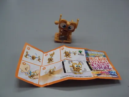 фото, Фигурка киндер сюрприз VD203А Ferrero Robot Oro механический робот (заводится и ходит) №18606л