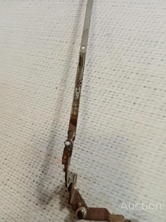 Купити HP 15-d054er (G2A04EA) петля левая SZS-15-NON TOUCH-L