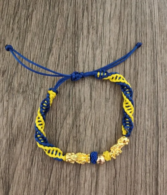 Купити В наявності браслети та фенічки ручної роботи жовто-синього кольору!