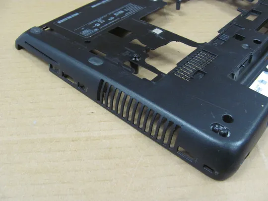 798-1 Кришка дно піддон корпуса AM0TJ000400 734279-001  для HP Zbook 15 G2  оригінал в Україні