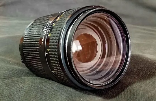 Об&#039;єктив Nikon AF телеобъектив Nikkor 70-210mm 1:4-5.6 Japan Ф62мм дефект Вживане Ціна