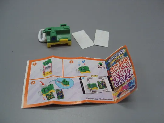 Фигурка киндер сюрприз фотоаппарат VD057B Ferrero фотоапарат №18605л Ціна