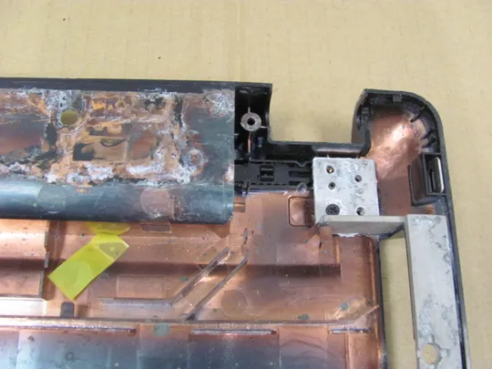 747-4 Кришка дно піддон корпуса 13N0-YVA0V01  для MEDION AKOYA E7222 оригінал Продаж