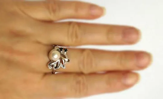 Каблучка кілечко з перлиною та сапфірами срібло 835 Germany Продаж