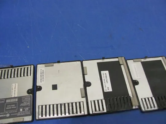 №156-45 сервісна кришка 6070B0299301 6070B0374401 6070B0213001 для Compaq 6730s 6820s 615 оригінал Недорого