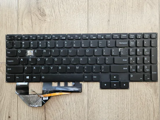 Клавіатура кнопки клавіші Lenovo Legion 5-15ARH05, 5-15IMH05 PO5CYXBG SN21B43730 неробоча Ціна