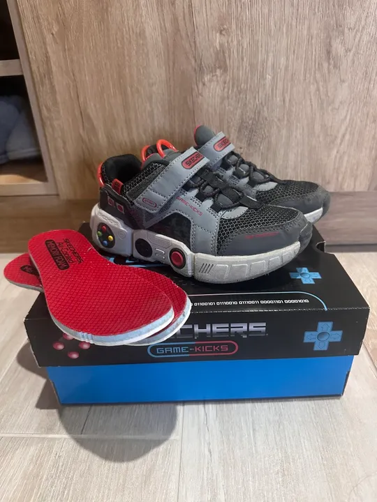 Взуття дитяче Інтернет-аукціон