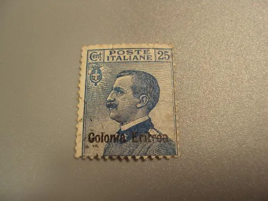 марка Италия колония Эритрея 1935 стандарт личности Король Виктор Эммануил III гаш надпечатка №1802 Ціна