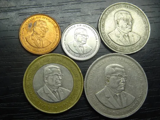 Купити Комплект монет Маврикію