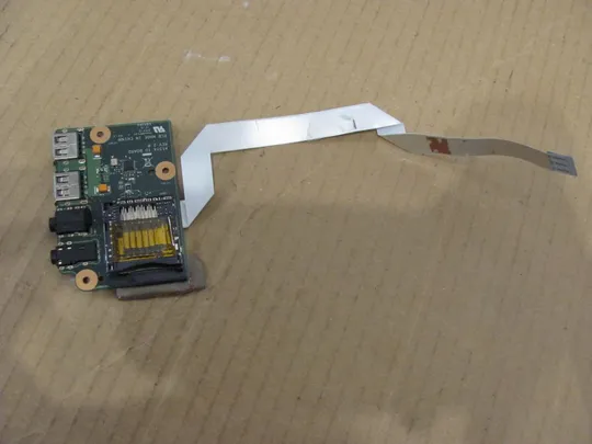 номер0489-11 плата AUDIO USB N0YVB10A03 для MEDION P7818 E7221 E7222 E7220 оригінал З аукціону