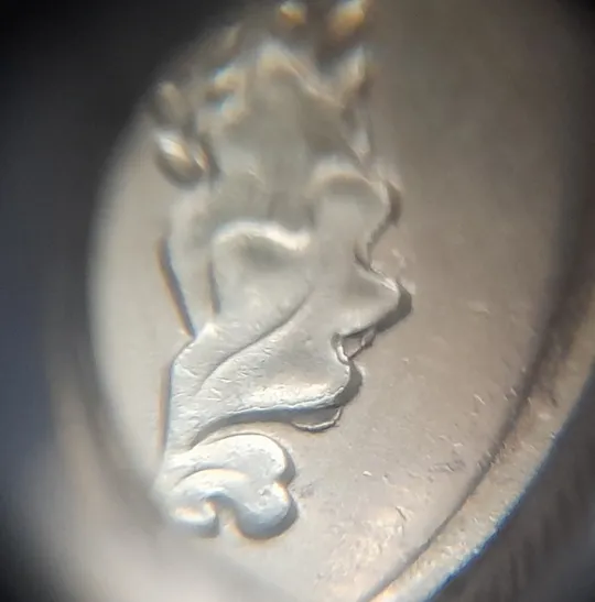 (8238) 10 копійок 2019 різновид викрошок і розколів на аверсі (10 копеек 2019 брак) Де купити