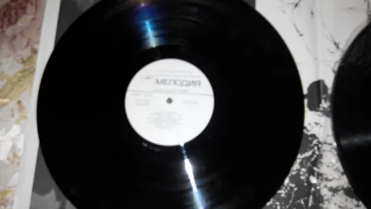 Владимир Высоцкий - Сыновья уходят в бой-1, 2 - 1986 (2 LP) (EX/EX+) в Україні