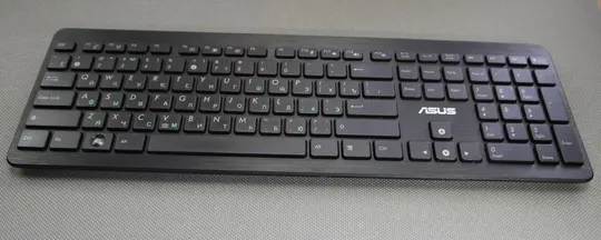беспроводная клавиатура ASUS wireless keybord model:AK1L sn:0K002-00021F00C33300803 Ціна