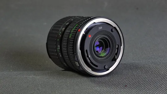 объектив Canon FD Canon 35-70mm/3.5-4.5 MC Ф52мм на полный кадр 24x36mm З аукціону